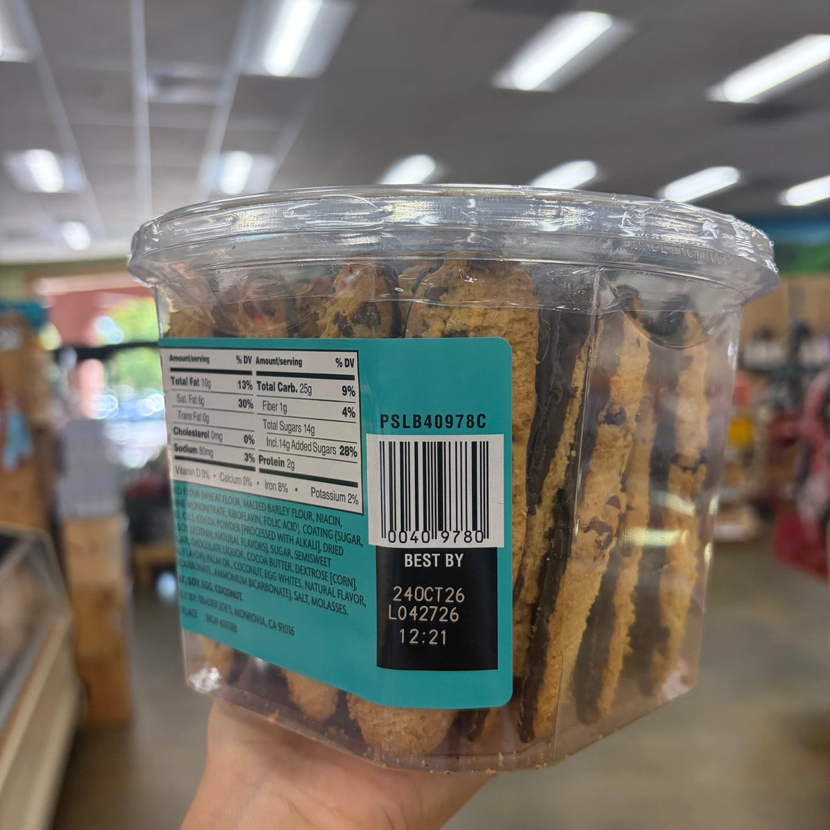 Trader Joe's Chocolatey Coated Chocolate Chip Cookie Dunkers 24 oz (680g)