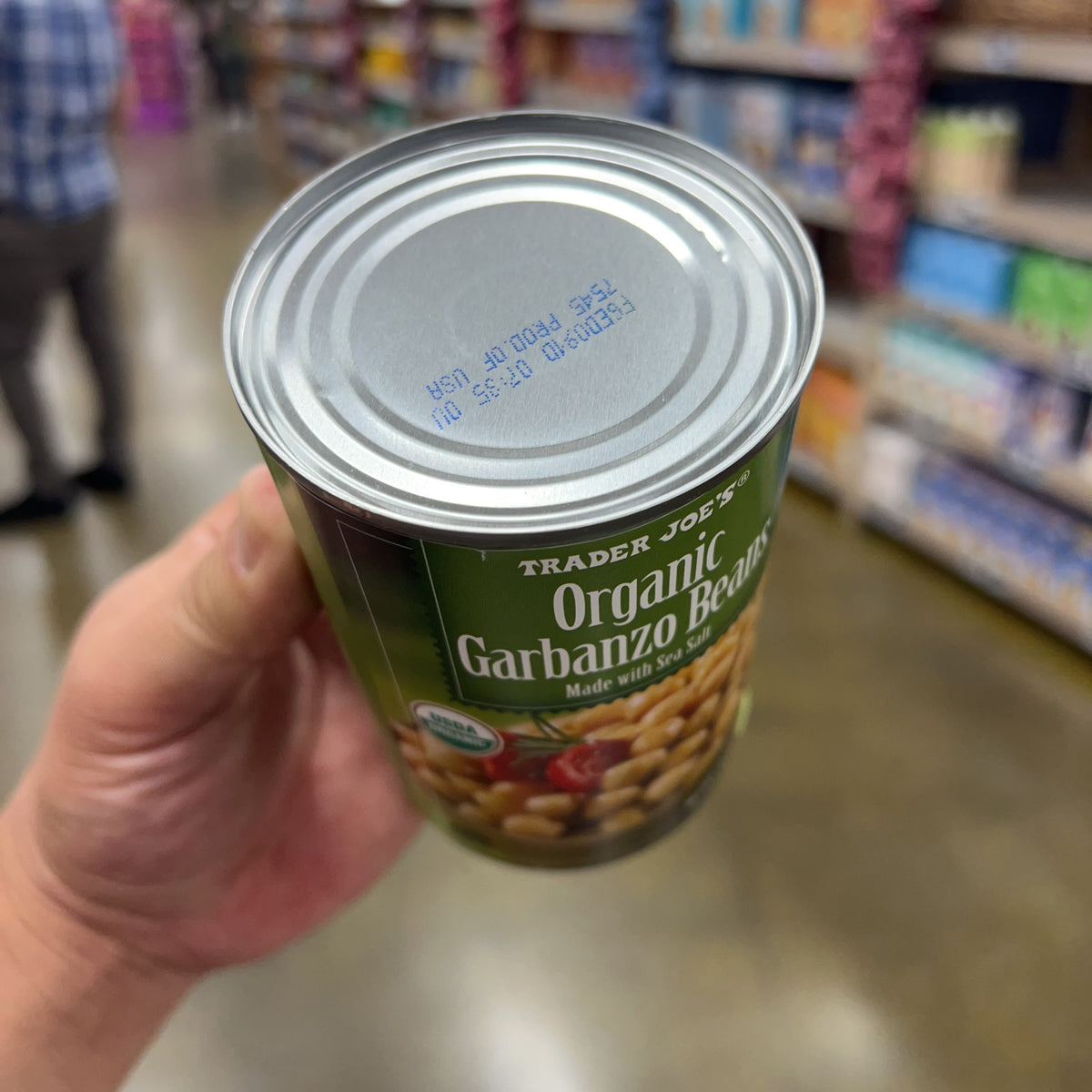 Trader Joe's Organic Garbanzo Beans, 15.5 oz product image 5