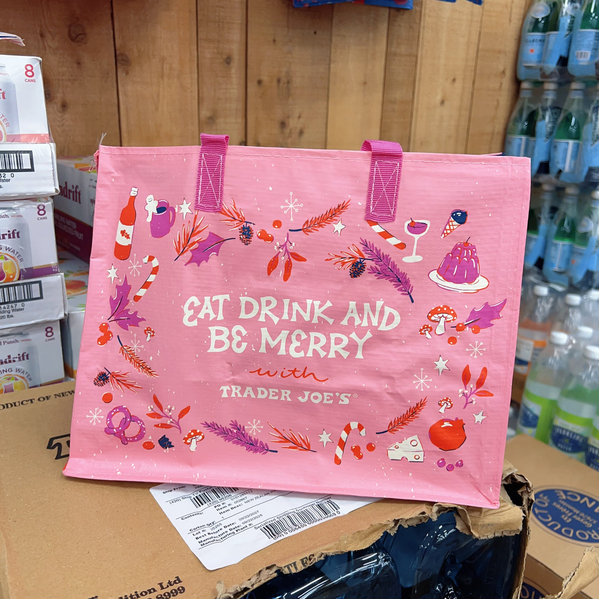 Trader Joe's Reusable Gift Bag for All Seasons — alternate bag view