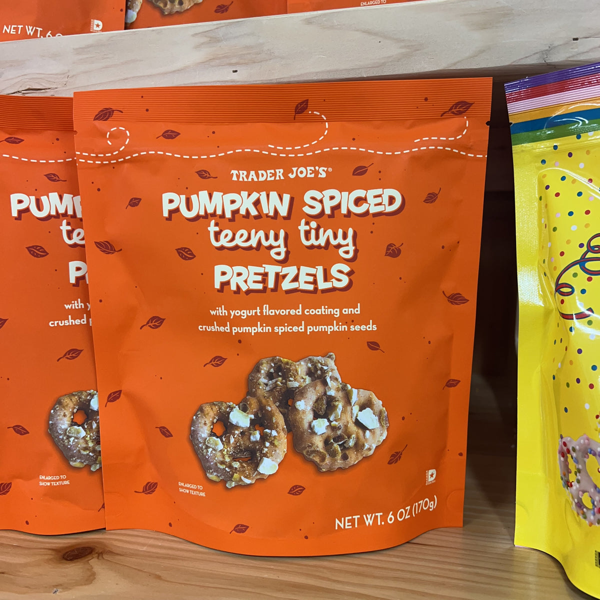 Trader Joe's Pumpkin Spiced Teeny Tiny Pretzels, 6 oz product image