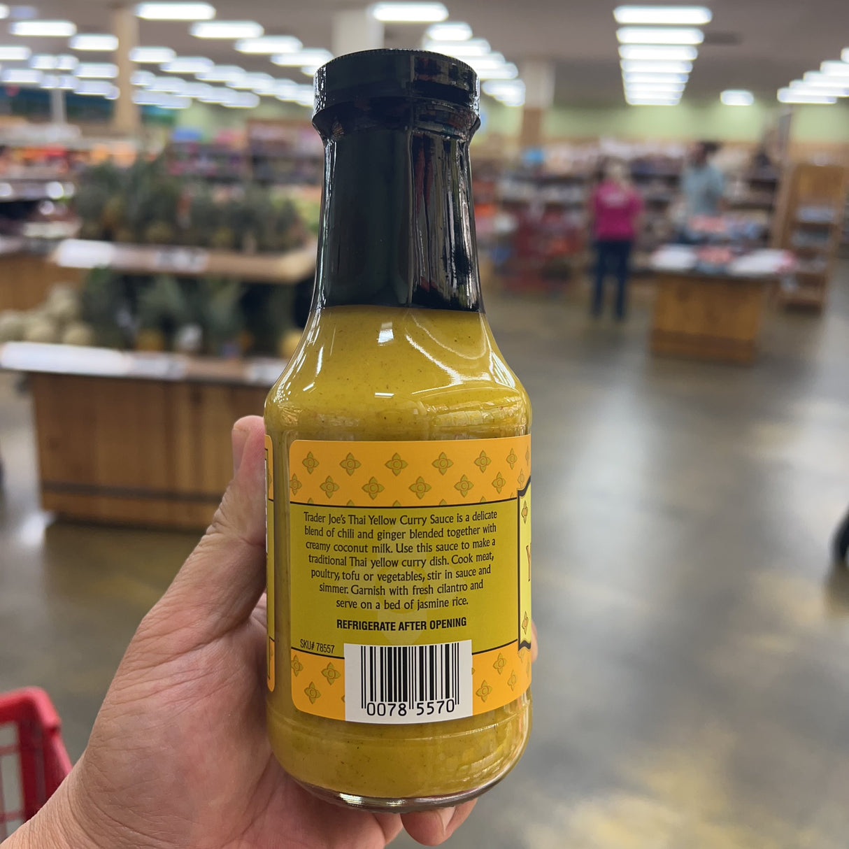 Trader Joe's Thai Style Yellow Curry Sauce 11 oz product image 3