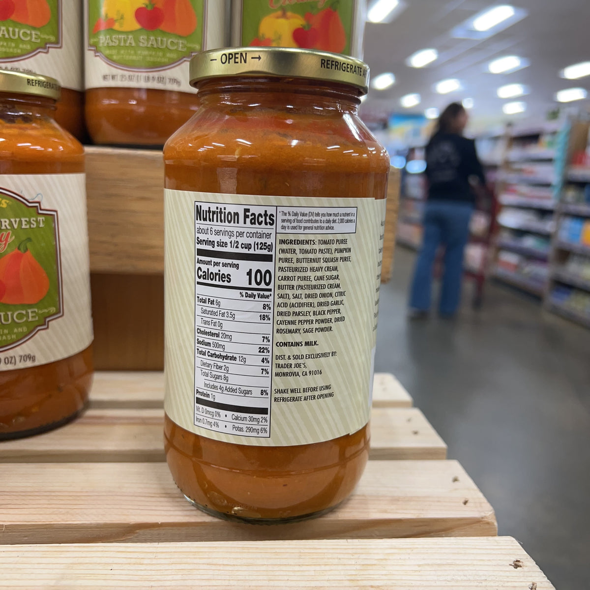 Trader Joe’s Autumnal Harvest Creamy Pasta Sauce 25 oz - product image 2
