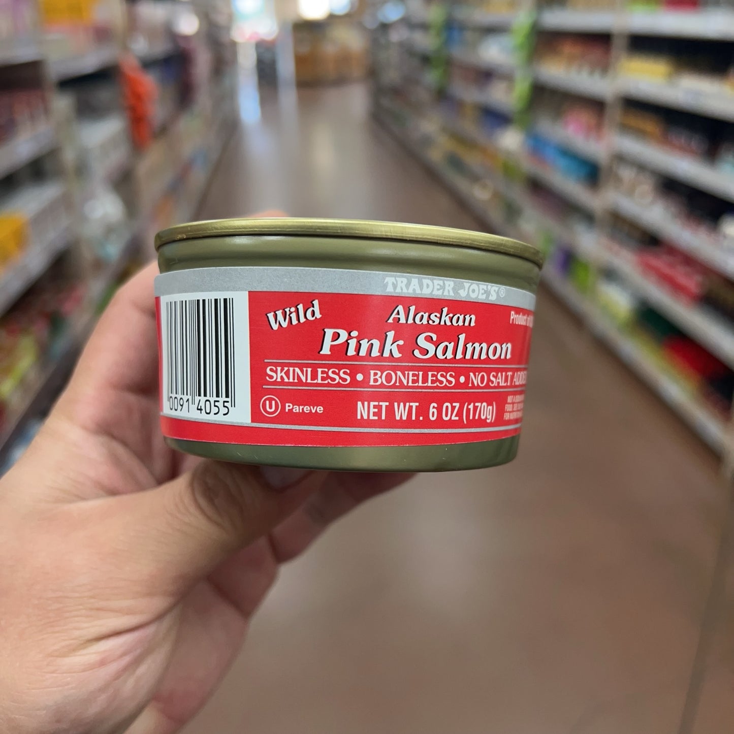 Trader Joe's Wild Alaskan Pink Salmon 6 oz side label with skinless boneless no salt added claims