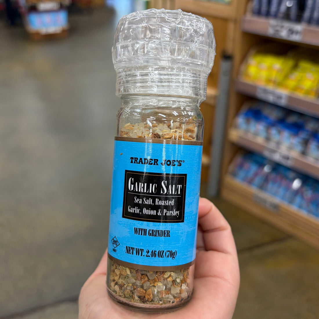 Trader Joe's Garlic Salt with Grinder 2.46oz fresh-ground seasoning jar