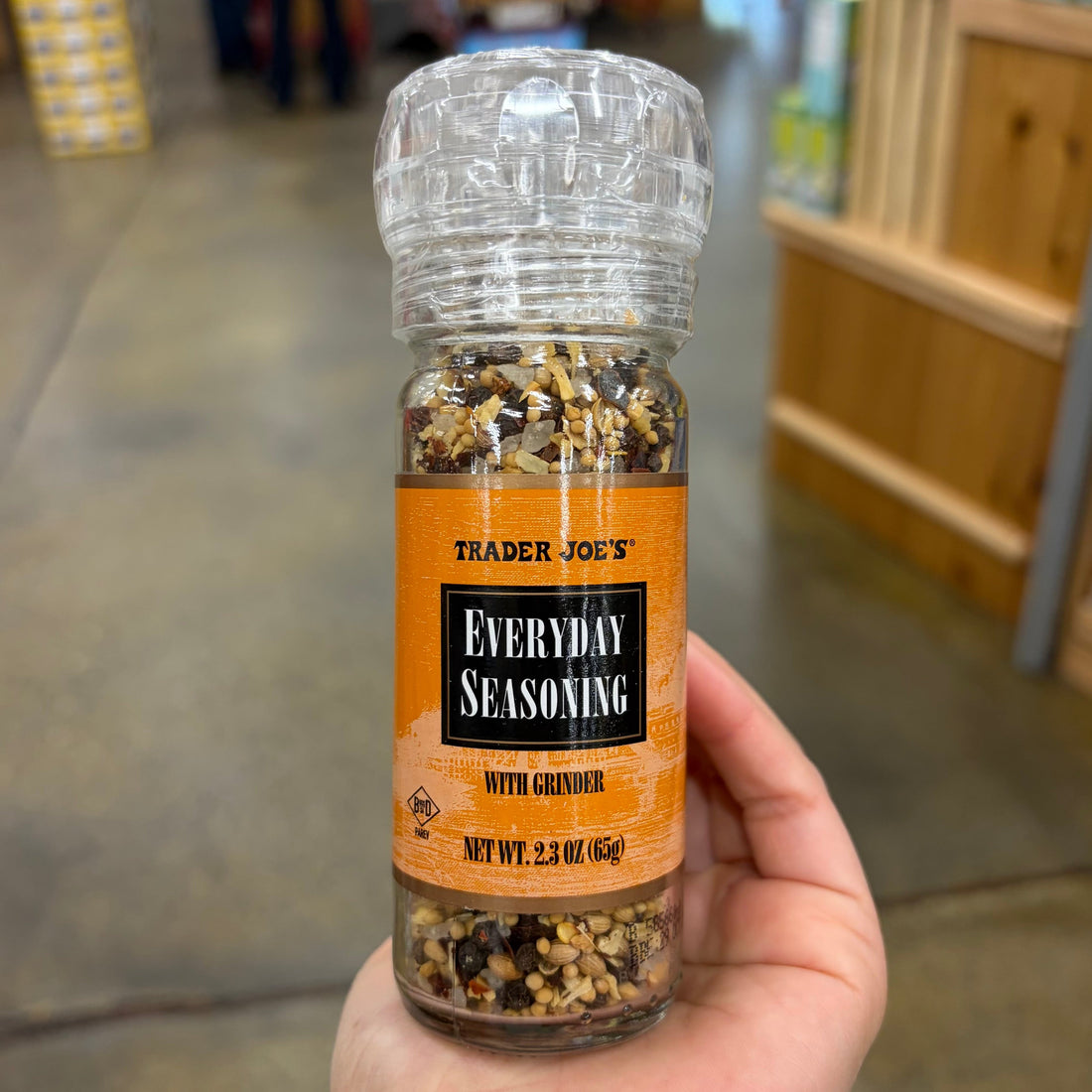 Trader Joe's Everyday Seasoning with Grinder 2.3oz all-purpose spice blend jar