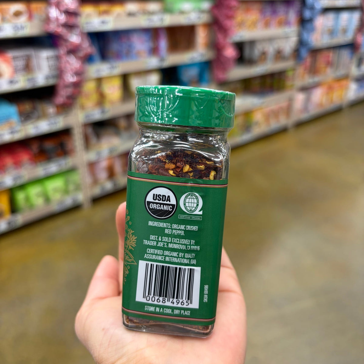 Trader Joe's USDA Organic Crushed Red Pepper 1.2 oz (34g) | Kosher | Pure Red Pepper Flakes