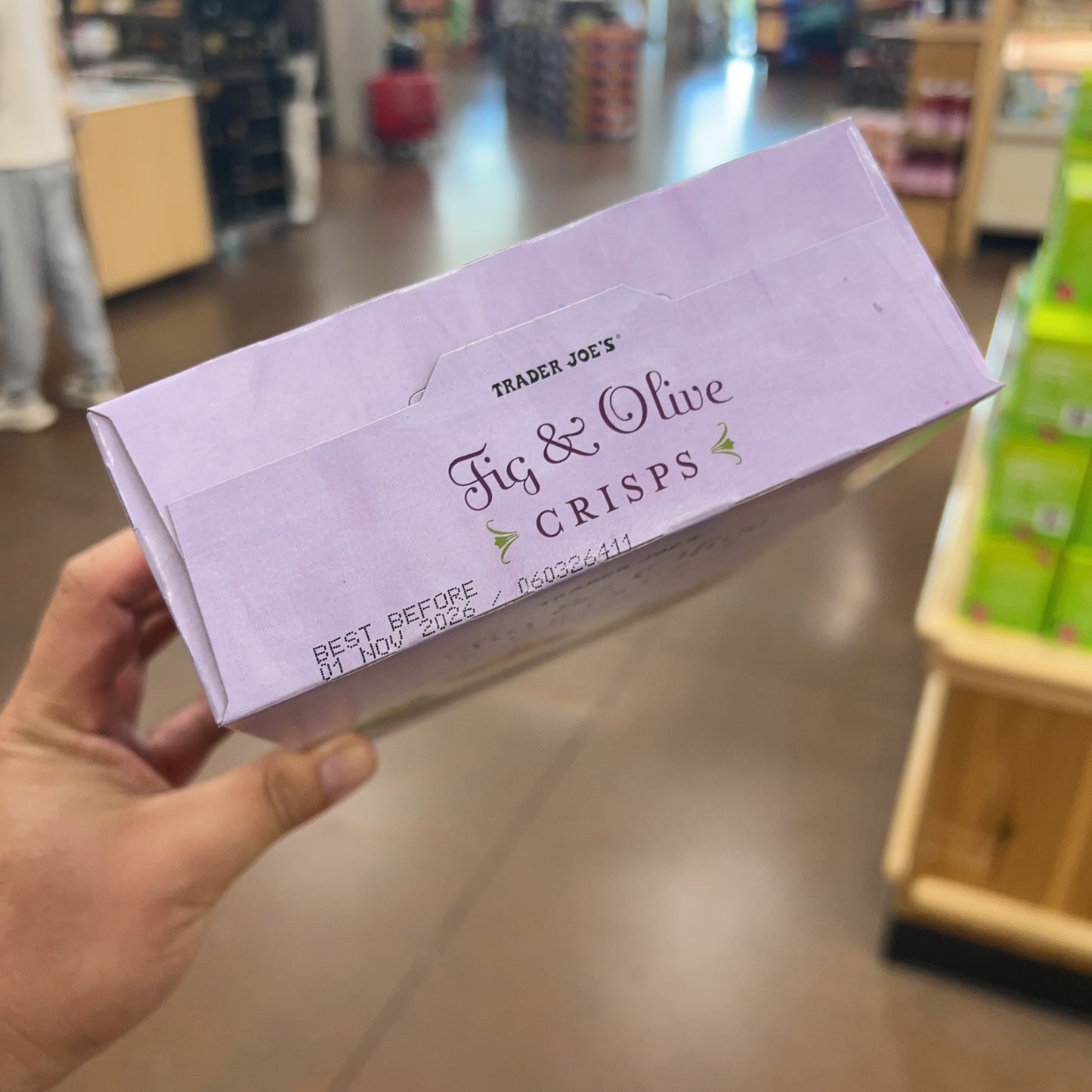 Trader Joe's Fig & Olive Crisps