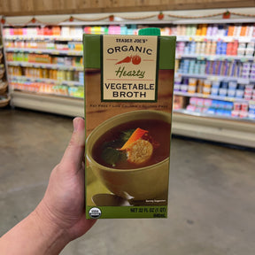 Trader Joe's Organic Hearty Vegetable Broth 32 fl oz — product image 1