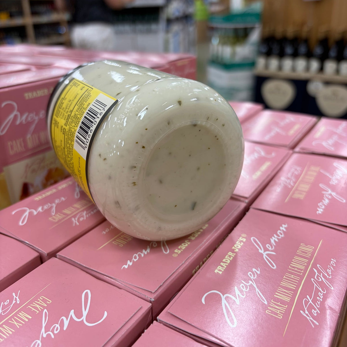 Trader Joe's Limone Alfredo Sauce Creamy Lemon Pasta Sauce with Parmigiano Reggiano 15 oz