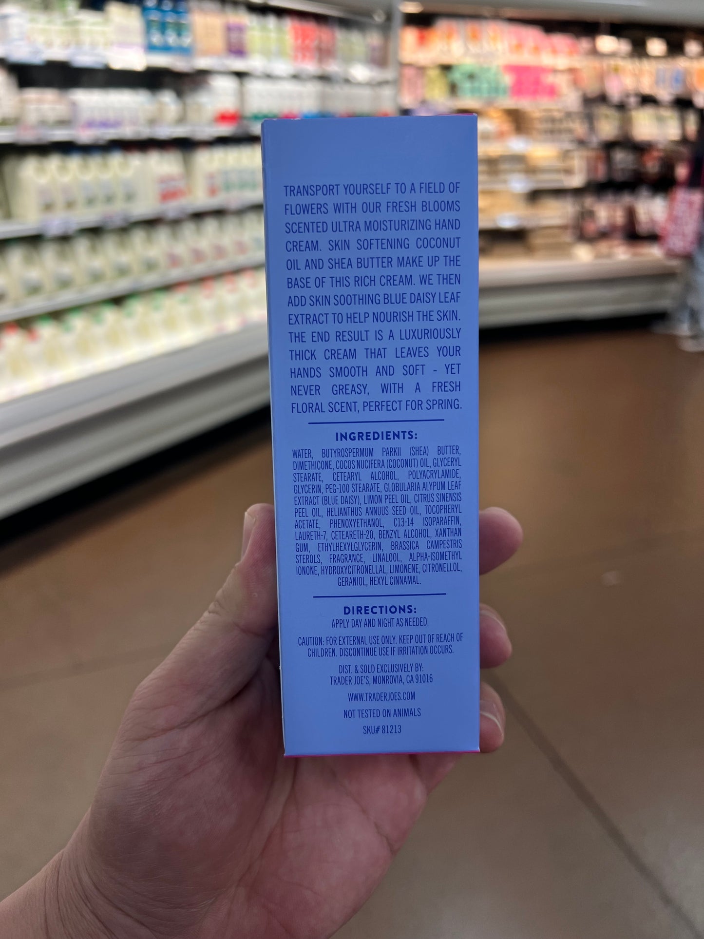Trader Joe's Fresh Blooms Scented Ultra Moisturizing Hand Cream Net Wt. 3 oz (85g)