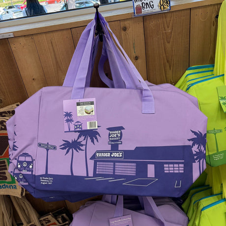 Trader Joe's Large Reusable Insulated Bag product image 9