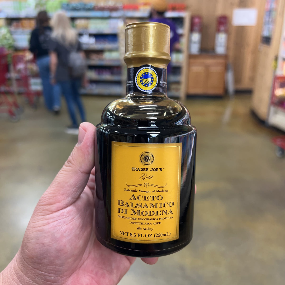 Trader Joe’s Gold Balsamic Vinegar of Modena 8.5 fl oz - product image 1