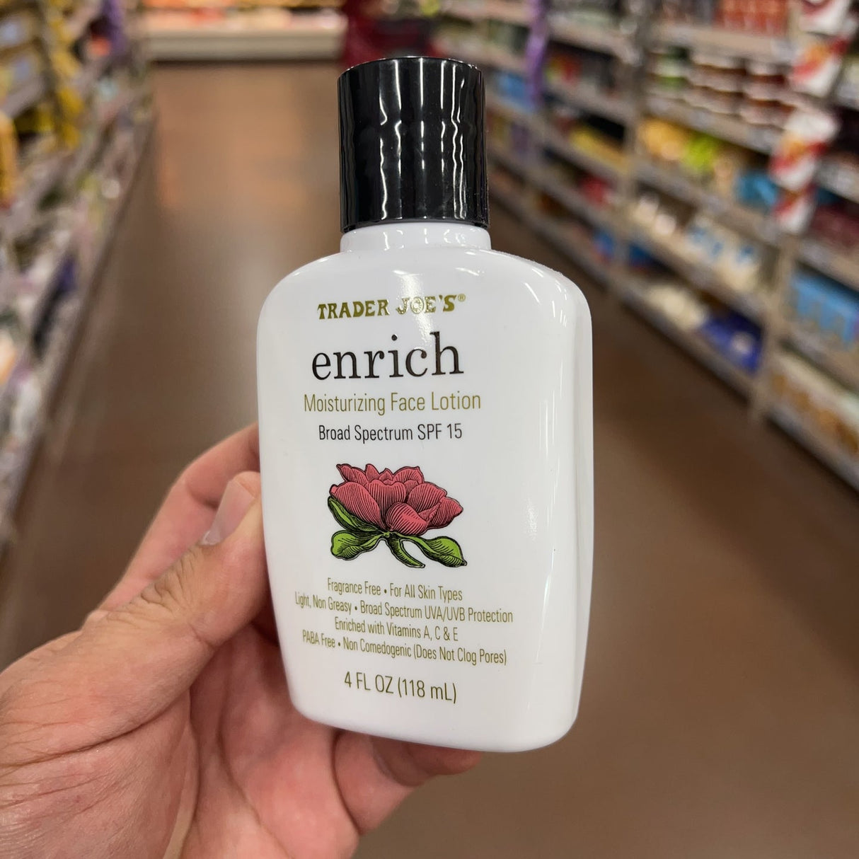 Trader Joe's Enrich Moisturizing Face Lotion SPF15 Fragrance-Free 4 fl oz