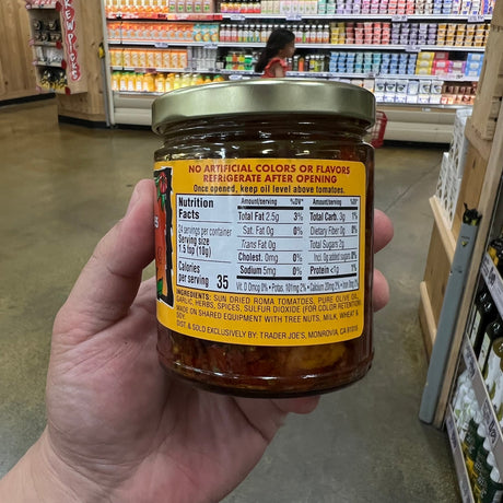 Trader Joe's Julienne Sliced Sun Dried Tomatoes in Olive Oil 8.5 oz (241g)
