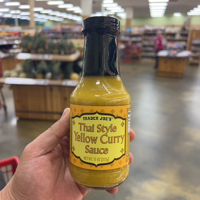 Trader Joe's Thai Style Yellow Curry Sauce 11 oz product image