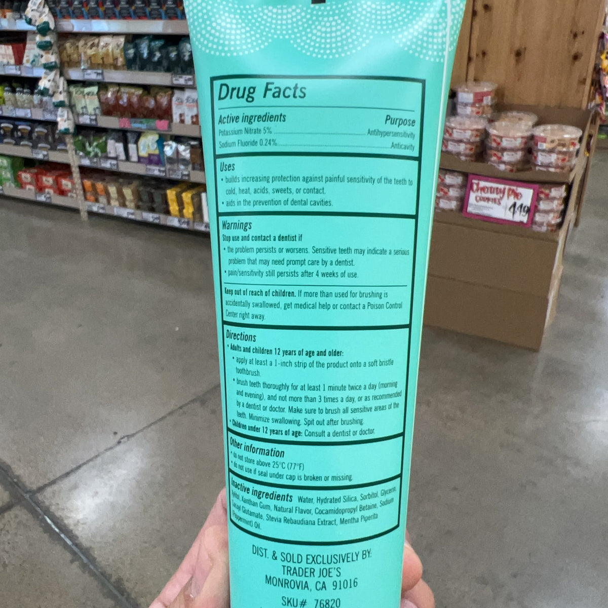 Trader Joe's Sensitivity Whitening Peppermint Toothpaste with Fluoride, 6 oz