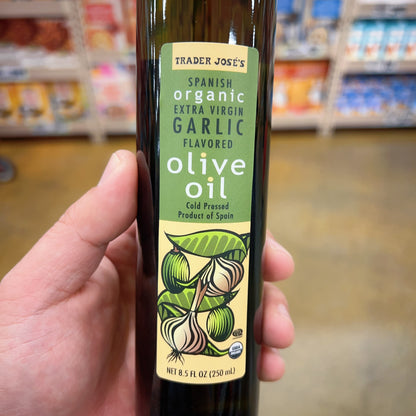Trader Joe's Spanish Organic Extra Virgin Garlic Flavored Olive Oil Cold Pressed USDA Organic 8.5 fl oz