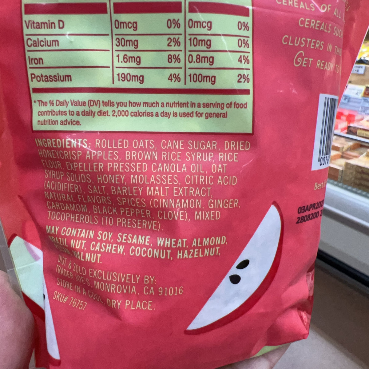 Trader Joe's Honeycrisp Apple Granola 12 oz product image 4