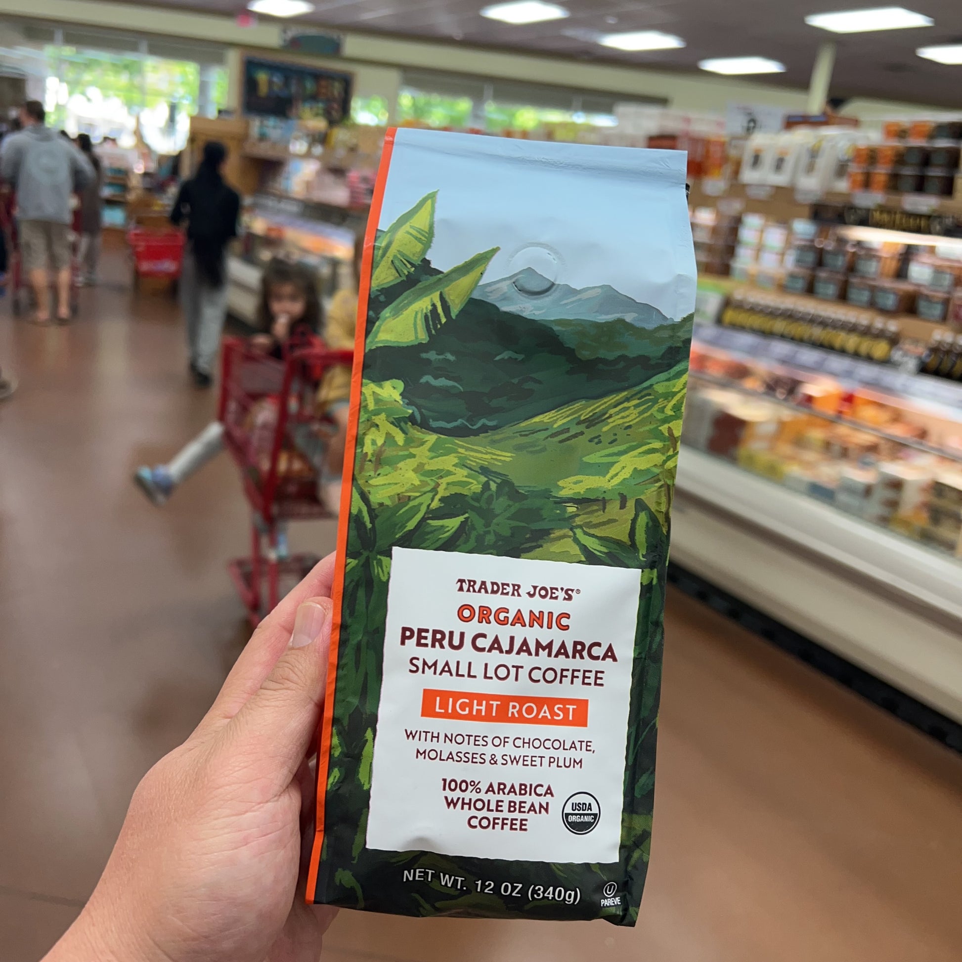 Trader Joe's Organic Peru Cajamarca Small Lot Coffee Light Roast • 100% Arabica Whole Bean Coffee • USDA Organic • Net Wt. 12 oz (340g)
