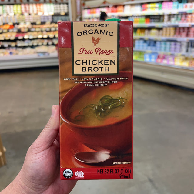 Trader Joe's Organic Free Range Chicken Broth 32 fl oz — product image 1