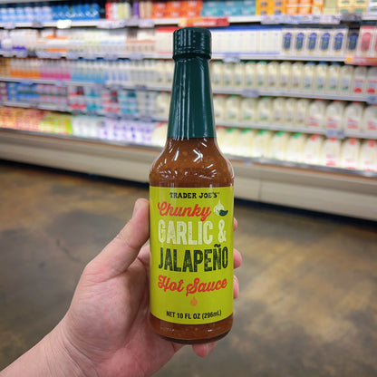 Trader Joe's Chunky Garlic & Jalapeño Hot Sauce Zero Calorie 10 oz