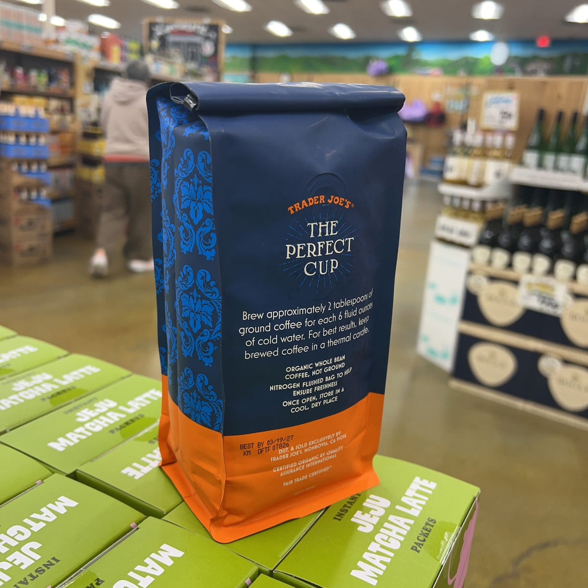 Trader Joe's Organic French Roast Decaf Coffee Dark Roast 100% Arabica Whole Bean 13 oz