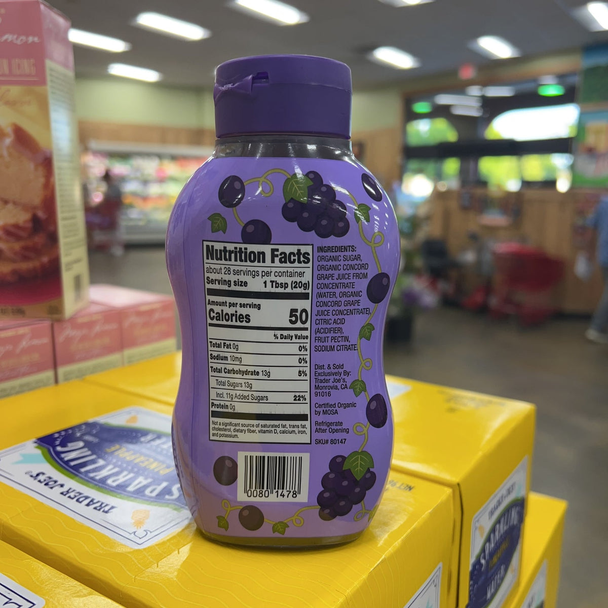 Trader Joe's Organic Concord Grape Jelly USDA Organic 20 oz Squeezable