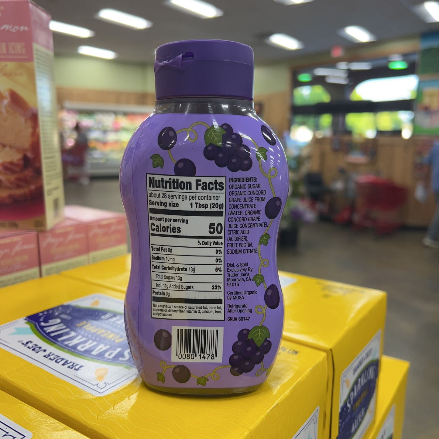 Trader Joe's Organic Concord Grape Jelly USDA Organic • Net Wt. 20 oz (567g)