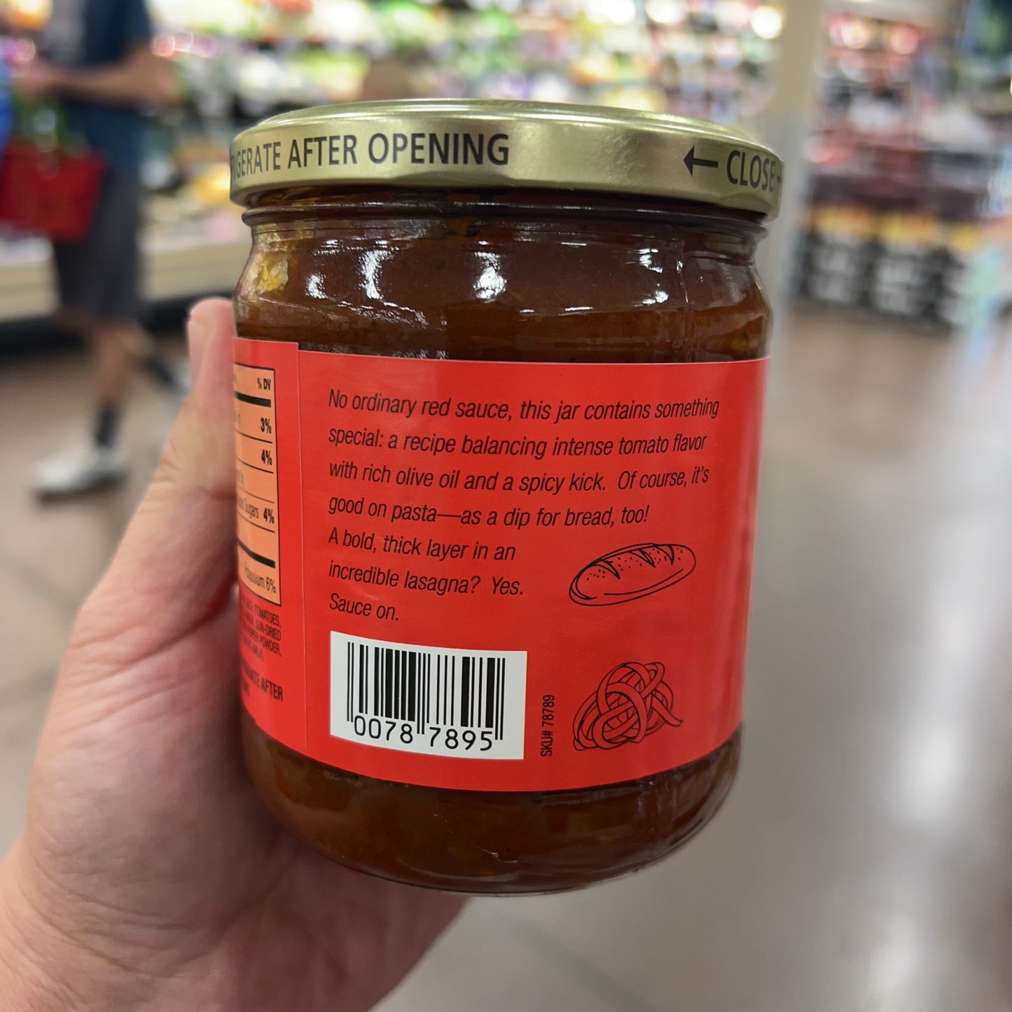 Trader Joe's Thick, Bold & Spicy Red Sauce 16 oz (1 lb) product image 2