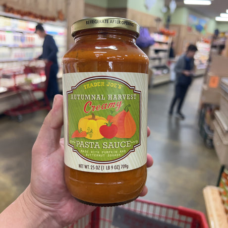 Trader Joe’s Autumnal Harvest Creamy Pasta Sauce 25 oz - product image 7