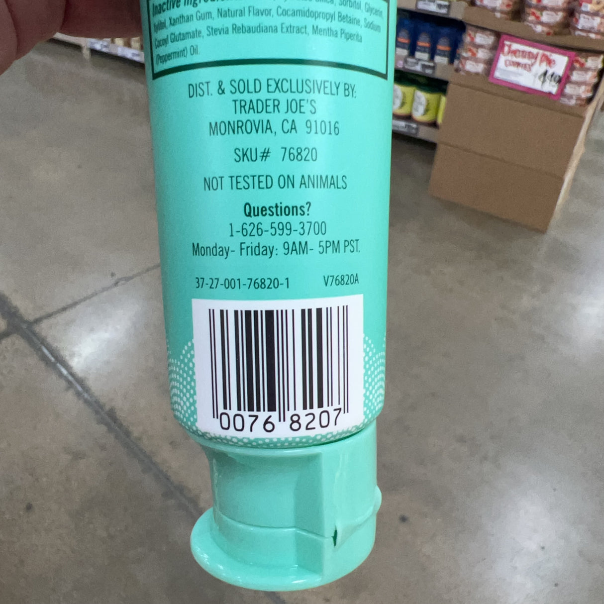 Trader Joe's Sensitivity Whitening Peppermint Toothpaste with Fluoride, 6 oz