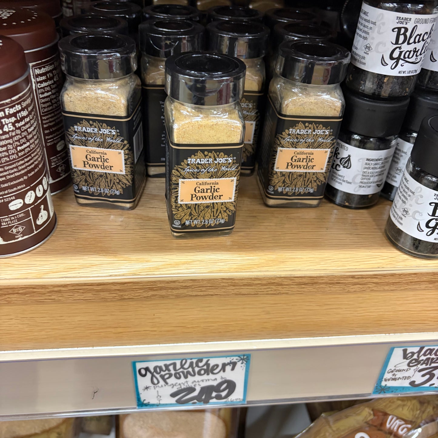 Trader Joe's California Garlic Powder Pure Garlic Seasoning 2.6 oz (73g) | Kosher | California Sourced