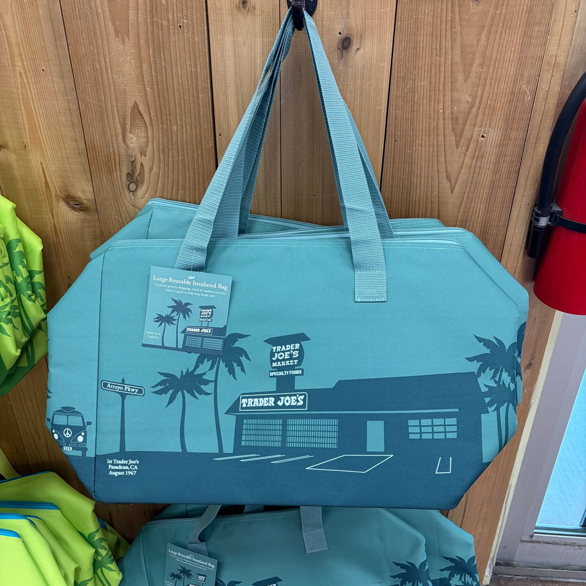 Trader Joe's Large Reusable Insulated Bag product image 10