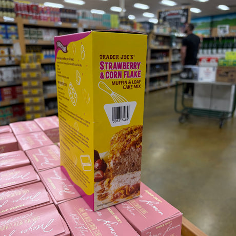 Trader Joe's Strawberry & Corn Flake Muffin & Loaf Cake Mix, 17.71 OZ (502g)