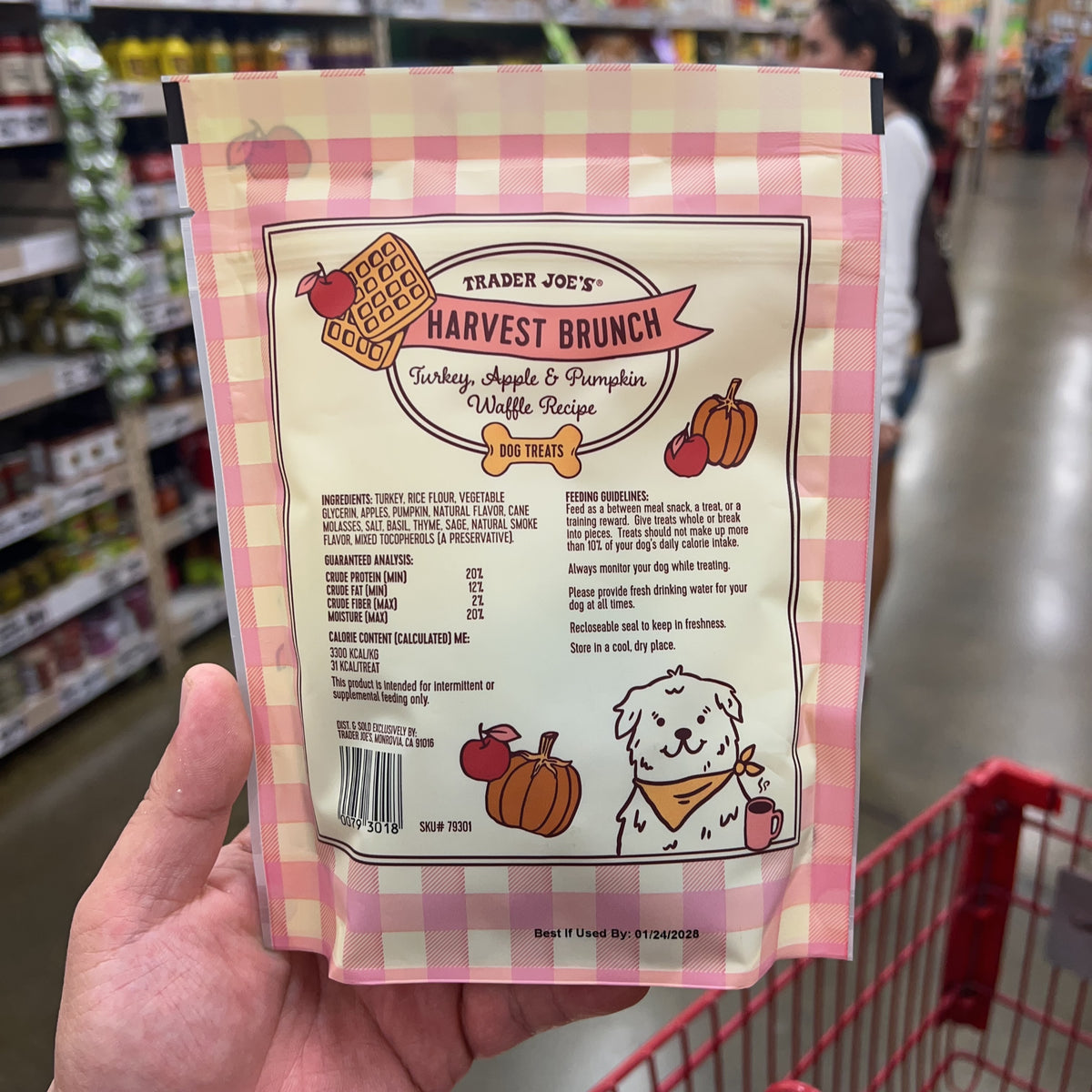 Trader Joe's Harvest Brunch Turkey, Apple & Pumpkin Waffle Recipe Dog Treats, 4.5 oz product image 4