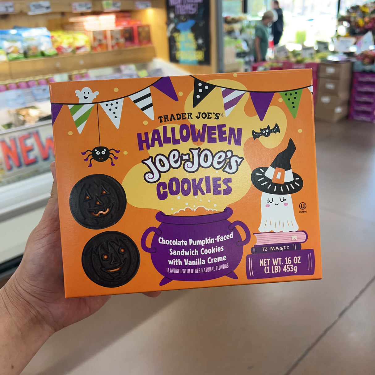 Trader Joe's Halloween Joe-Joe's Cookies, 16 oz product image 7