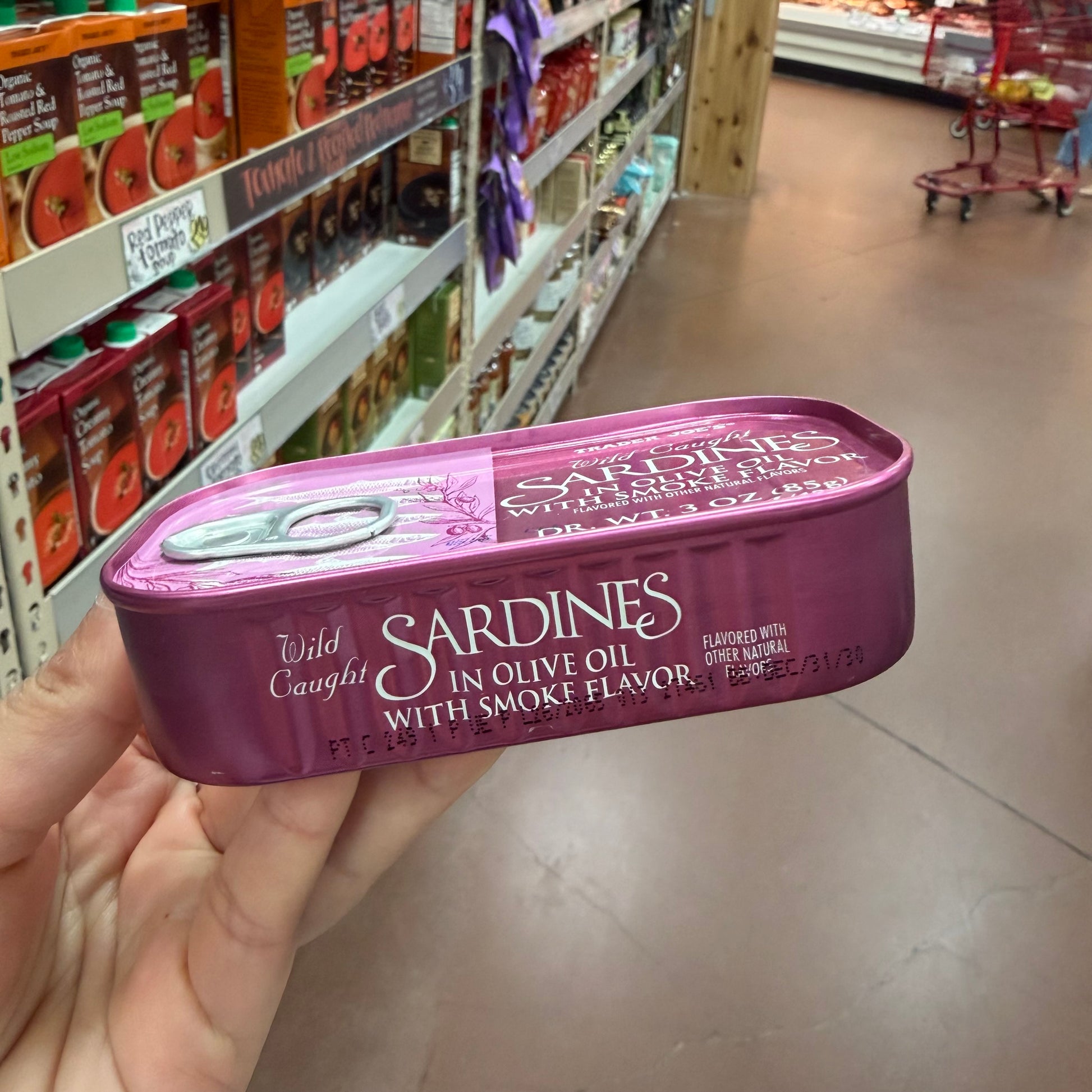 Trader Joe's Wild Caught Sardines in Olive Oil with Smoke Flavor 3 oz (85g Drained)