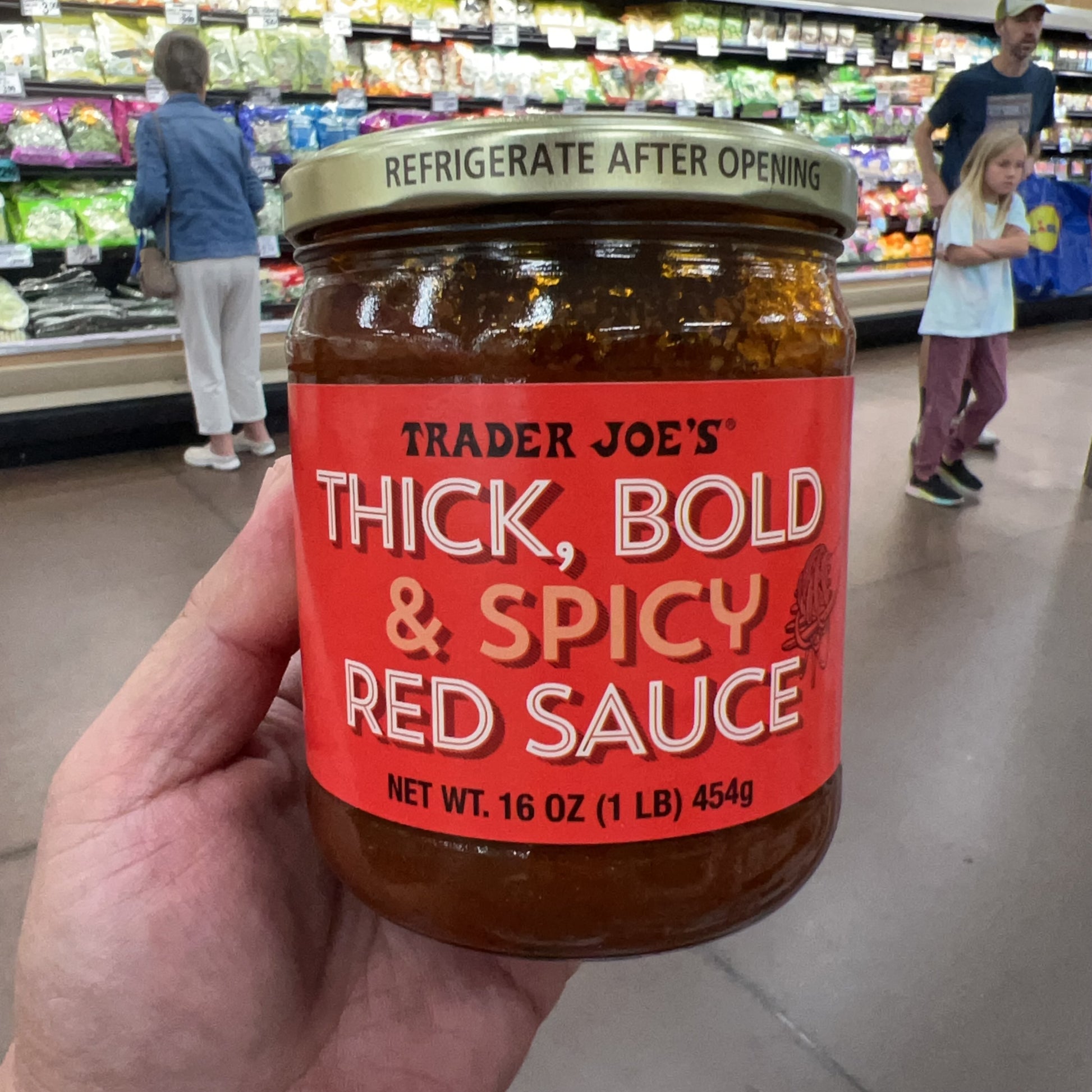 Trader Joe's Thick, Bold & Spicy Red Sauce 16 oz (1 lb) product image 4