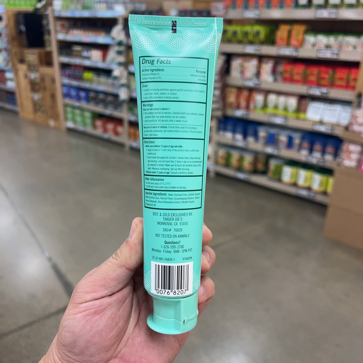 Trader Joe's Sensitivity Whitening Peppermint Toothpaste with Fluoride, 6 oz