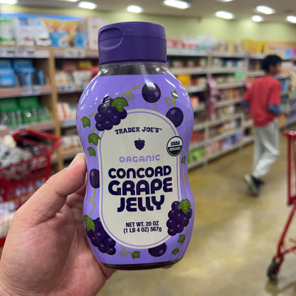 Trader Joe's Organic Concord Grape Jelly USDA Organic 20 oz Squeezable