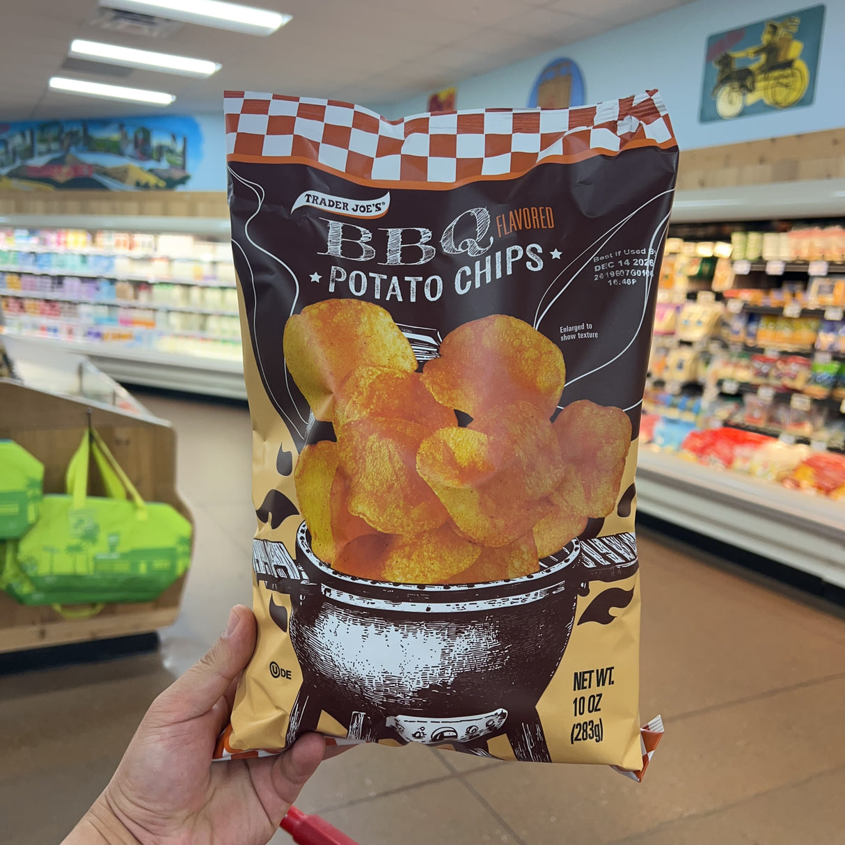 Trader Joe's BBQ Flavored Potato Chips 10 oz product image 7