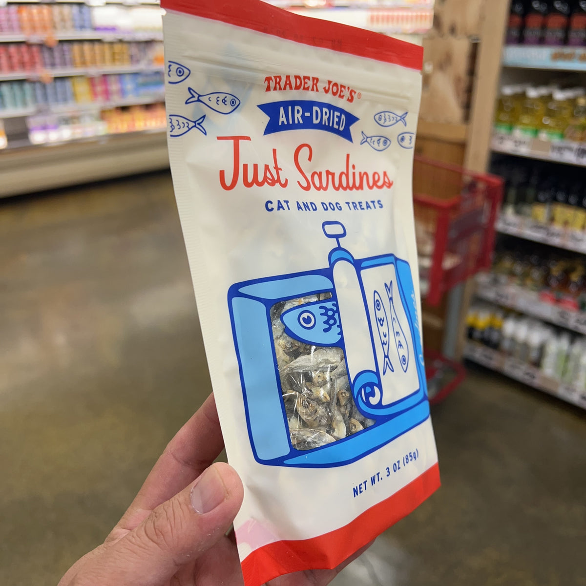 Trader Joe's Air-Dried Just Sardines Cat and Dog Treats, 3 oz product image 5