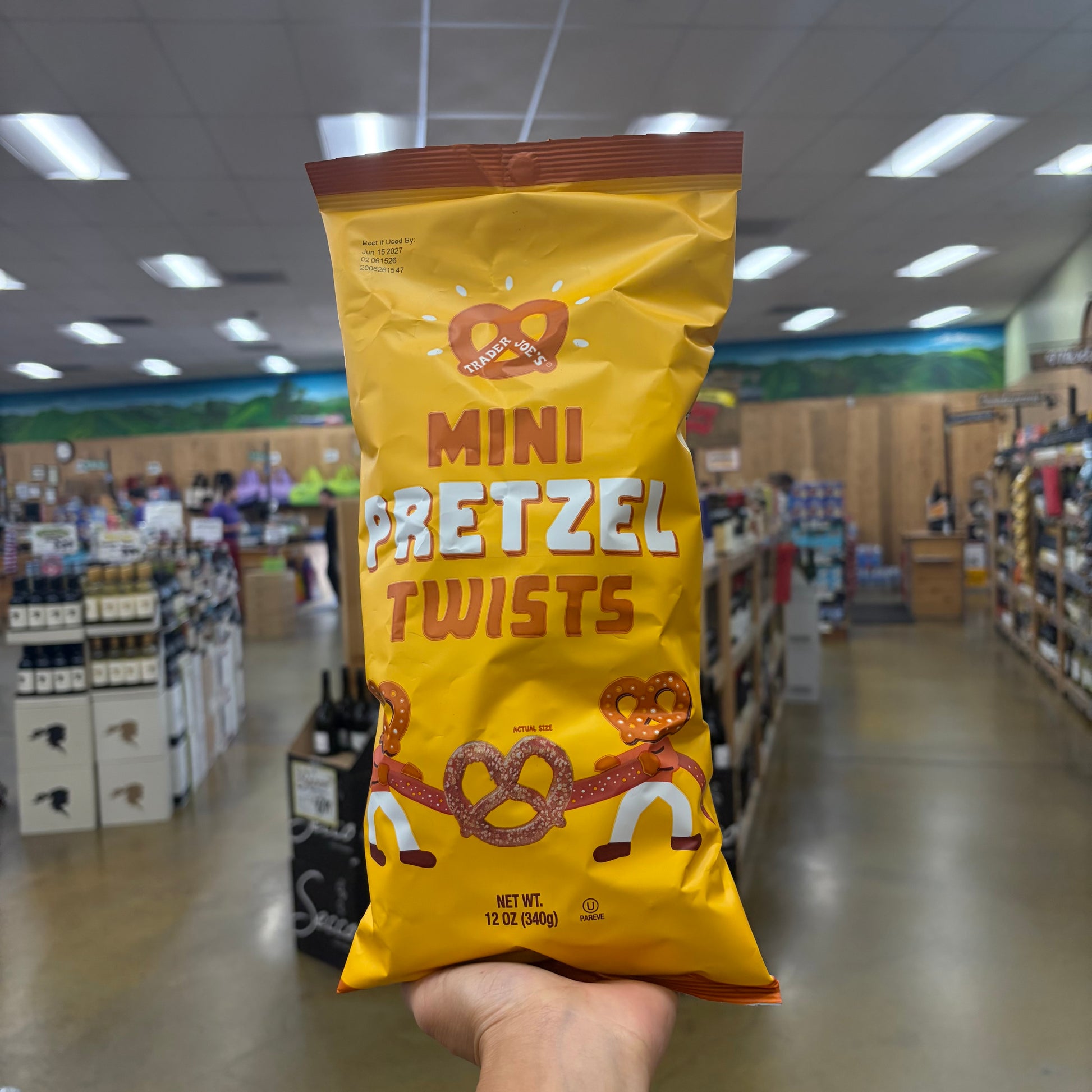 Trader Joe's Mini Pretzel Twists 12 oz (340g)
