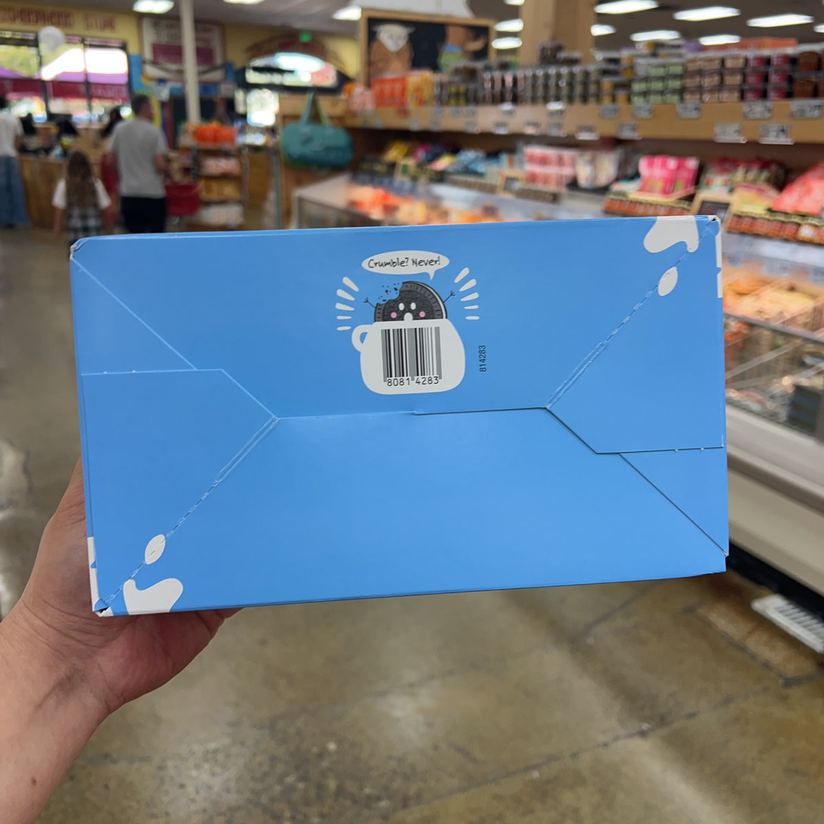 Trader Joe's Chocolate Vanilla Creme Sandwich Cookies — package information view