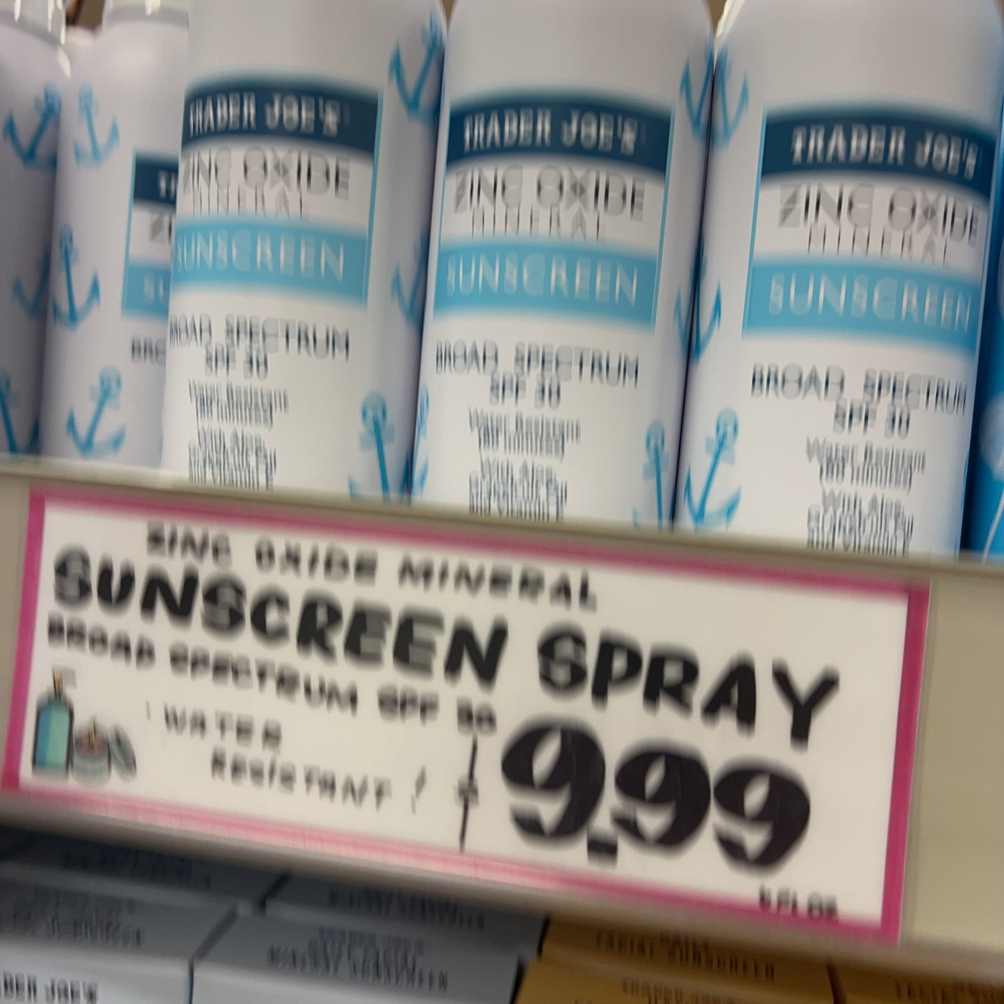Trader Joe's Zinc Oxide Mineral Sunscreen Spray SPF 30 | Lightweight, Non-Greasy Broad Spectrum | 6 oz (171g)