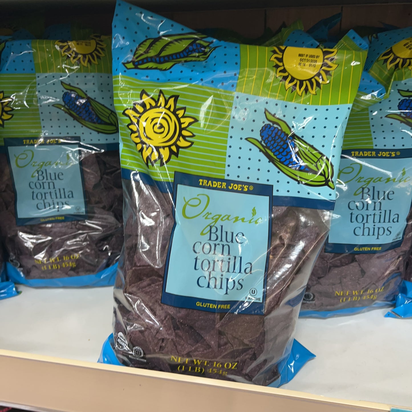 Trader Joe's Organic Tortilla Chips 16 oz (1 lb) — Yellow, Blue & White Corn product image 2