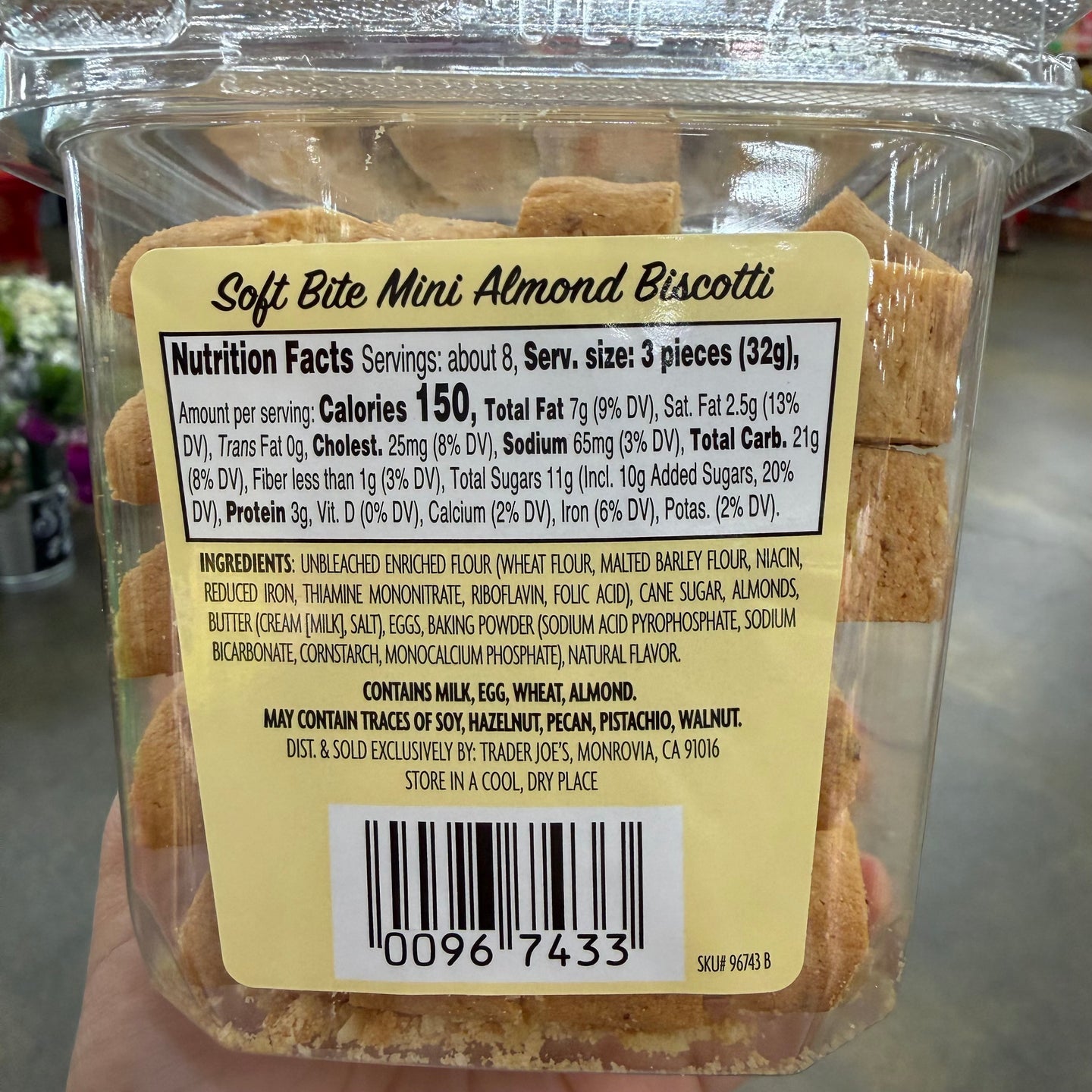 Trader Joe's Soft Bite Mini Almond Biscotti Barcode (ISBN, UPC, GTIN, etc.)