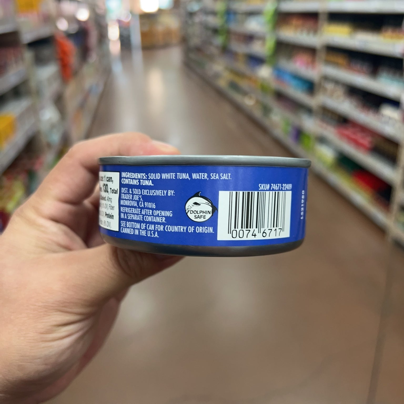 Ingredients, storage instructions, SKU and barcode for Trader Joe's Sea Salt Added Albacore Tuna