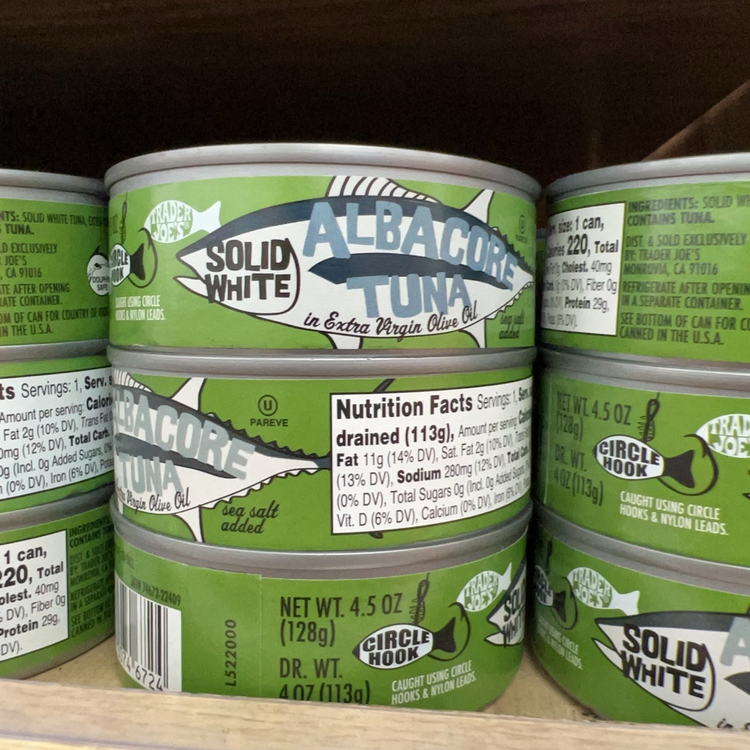 Net weight, drained weight and circle-hook caught label for Trader Joe's Solid White Albacore Tuna