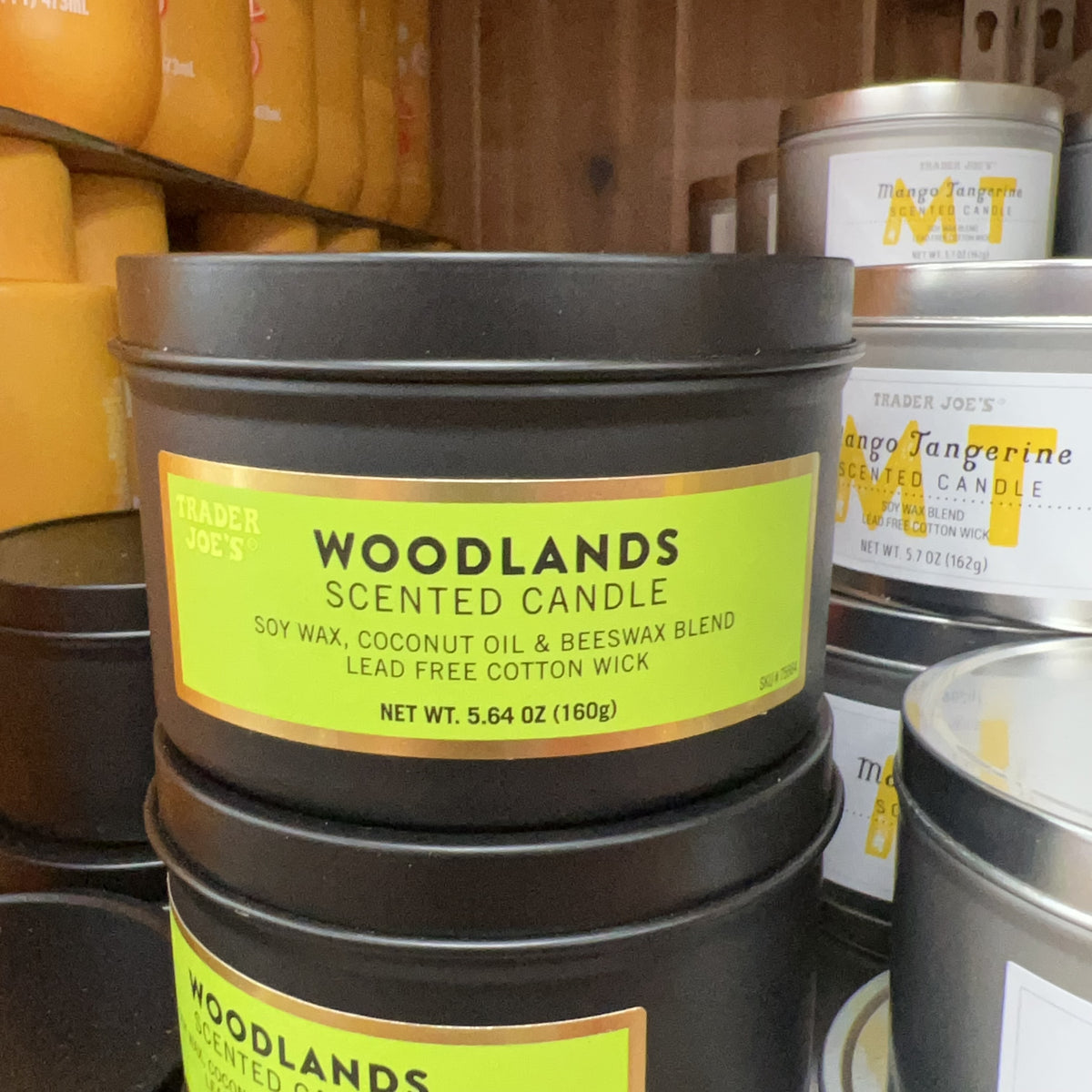 Trader Joe's Woodlands Scented Candle 5.64 oz — product photo 4
